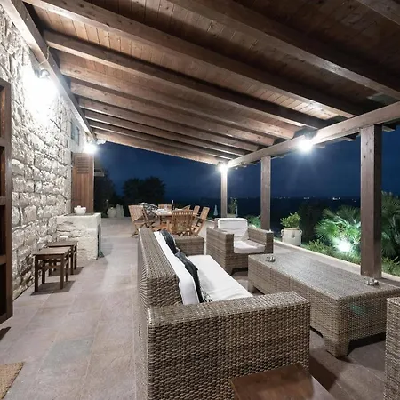 Arancio Villa *
